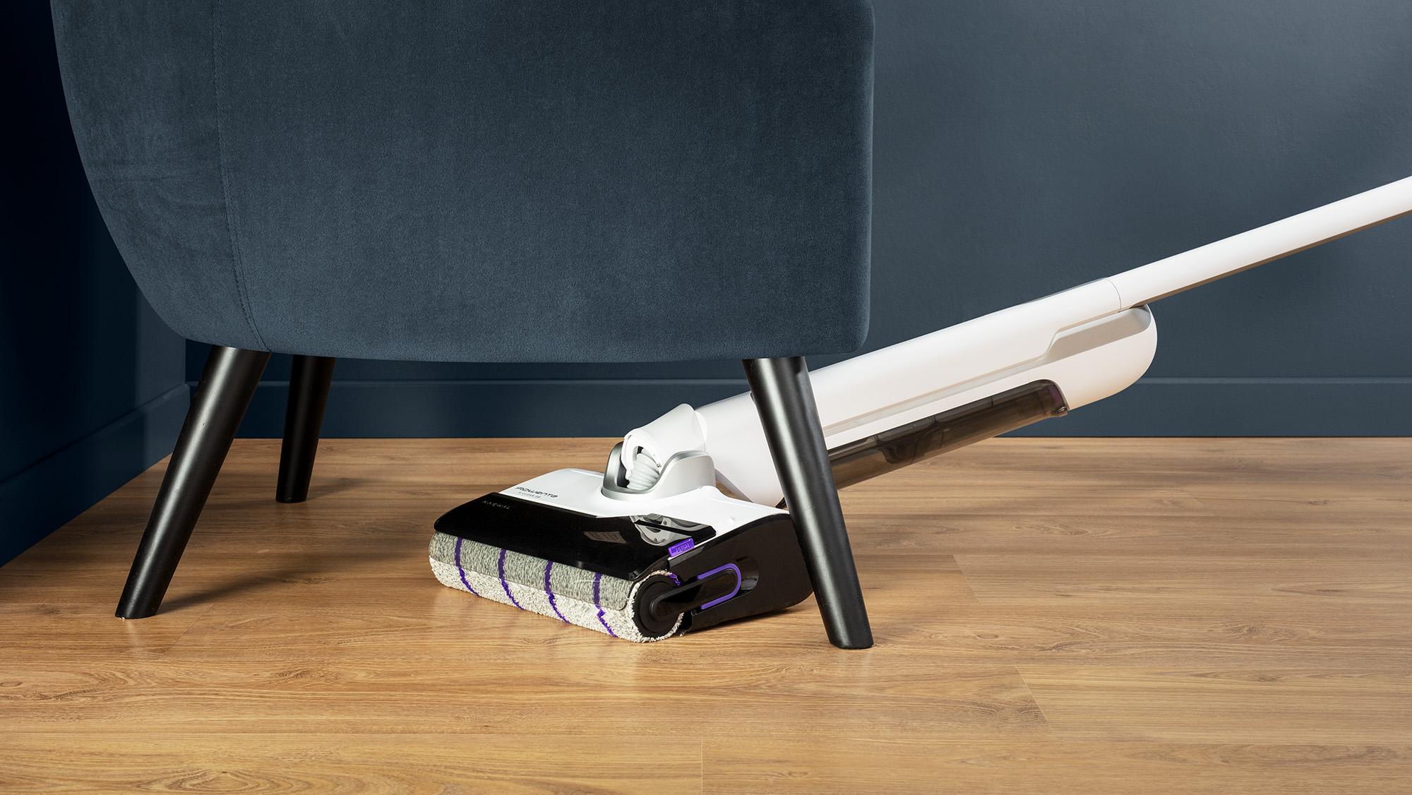 Rowenta X-Clean 12: la nuova lavapavimenti 2 in 1 che aspira e lava con pulizia intelligente